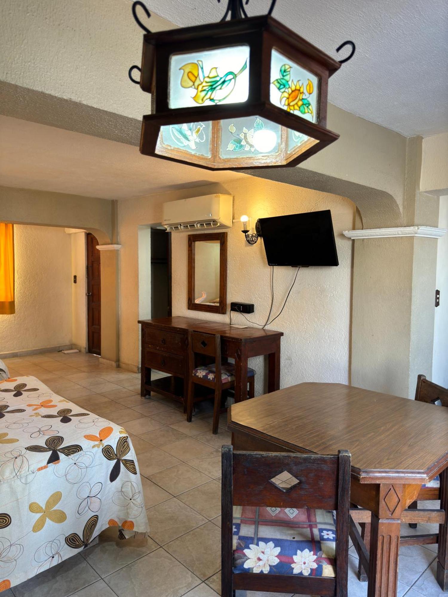 Hotel Hacienda Maria Eugenia 阿卡普尔科 外观 照片