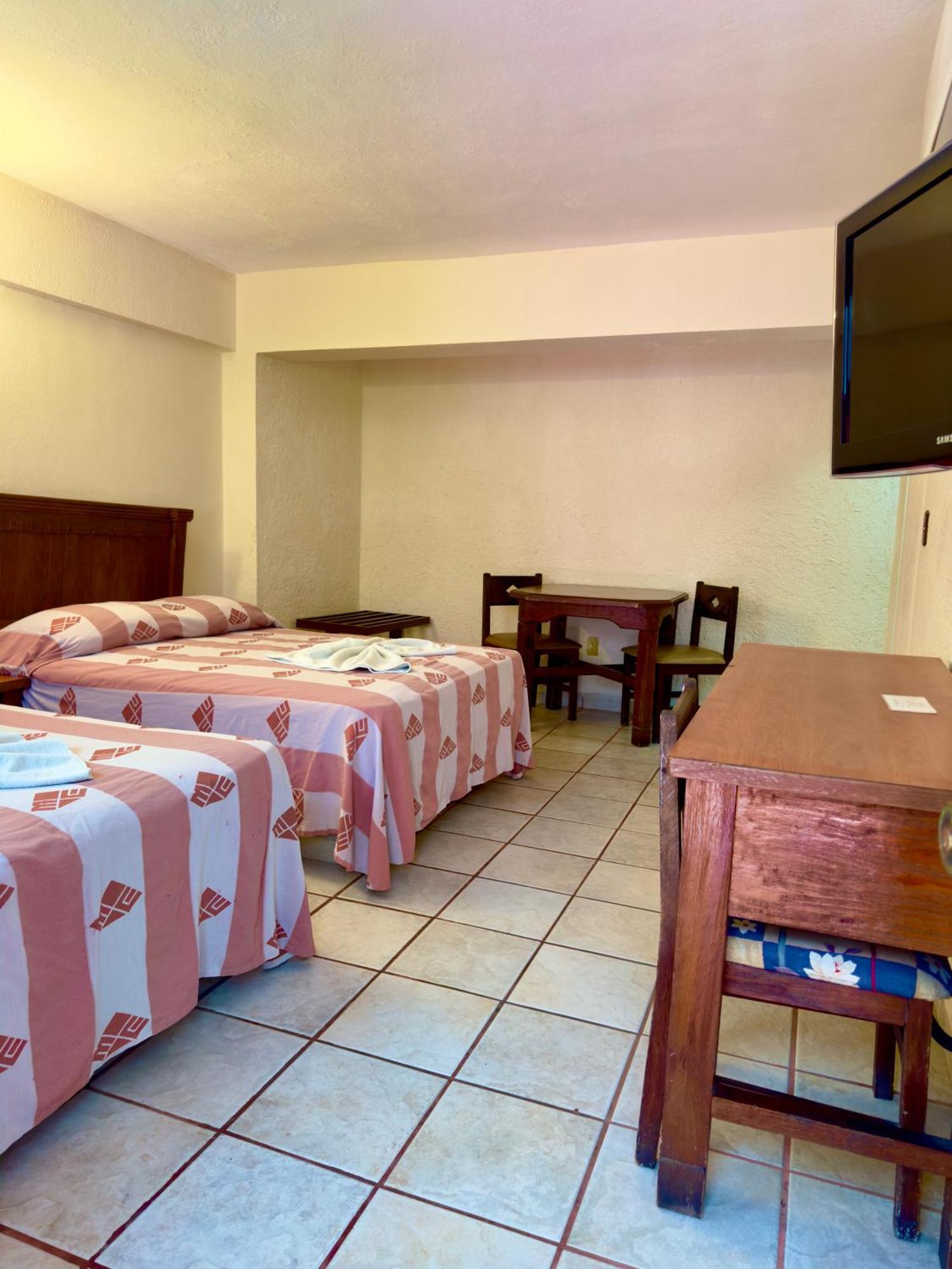 Hotel Hacienda Maria Eugenia 阿卡普尔科 外观 照片